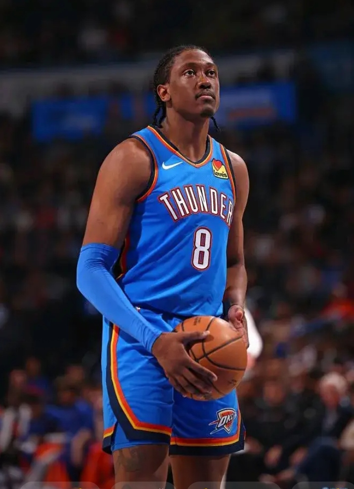 雷霆完胜福建队，浓眉哥惊艳四座