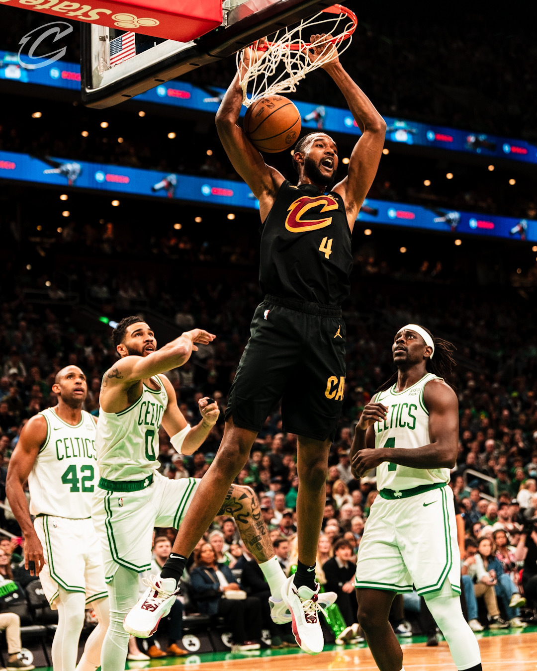 公牛鏖战凯尔特人，德罗赞统治全场