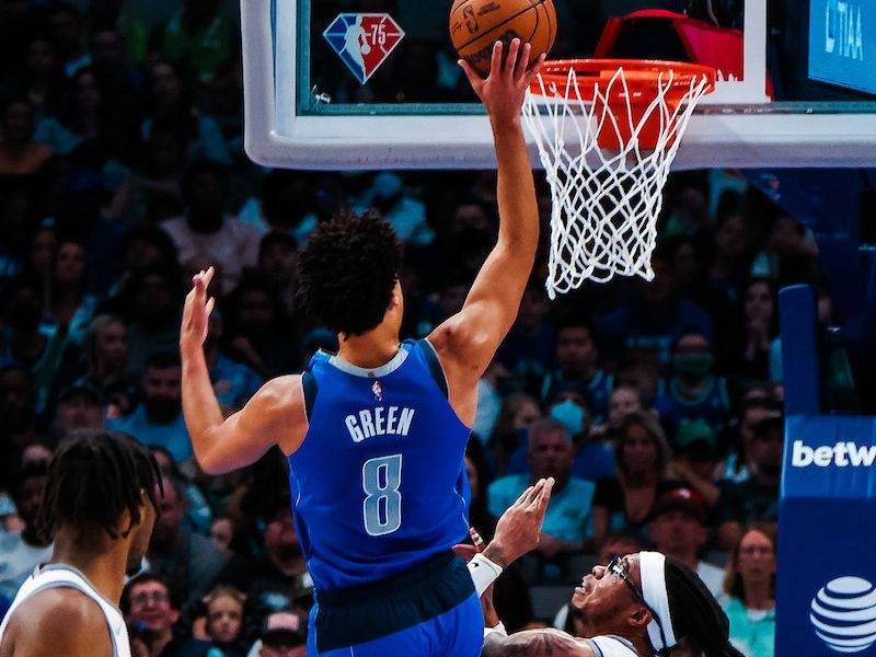 北京队逆转独行侠,福克斯惊艳四座 北京队逆转独行侠,福克斯惊艳四座