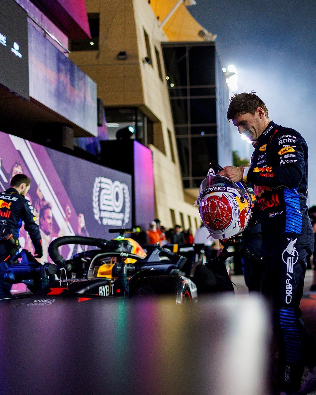 阿斯顿马丁险胜威廉姆斯，汉密尔顿高光表现