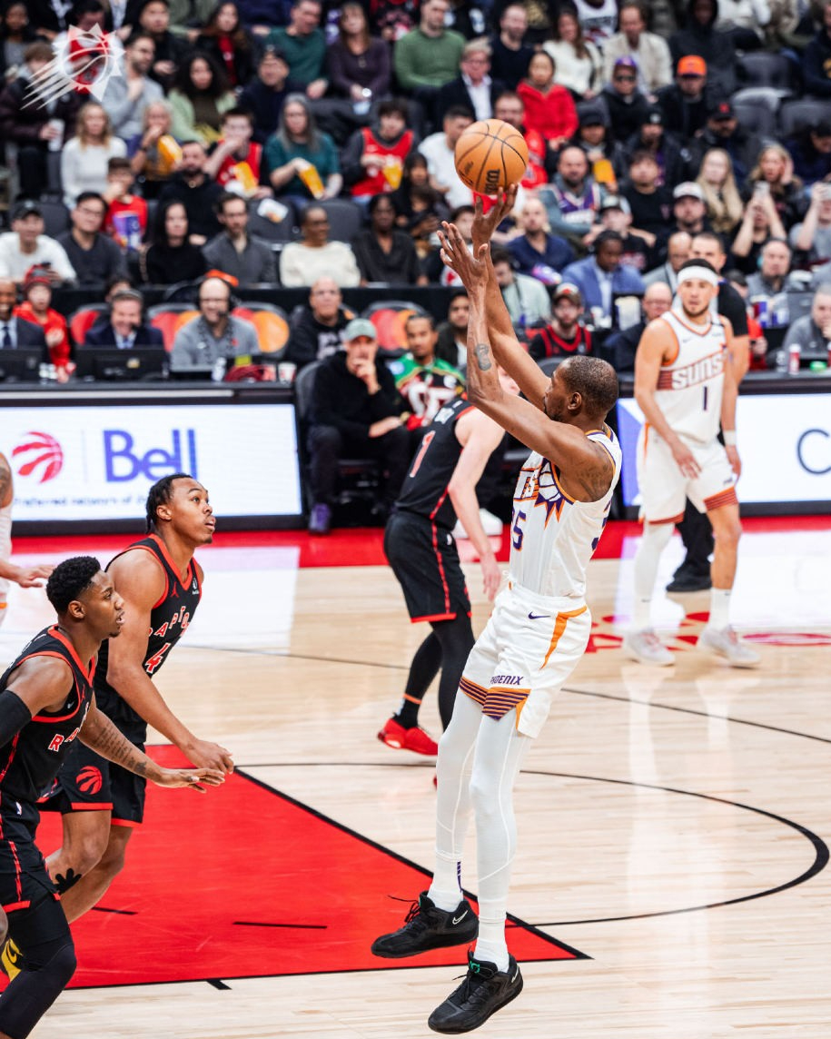 猛龙主场击败独行侠，实现五连胜