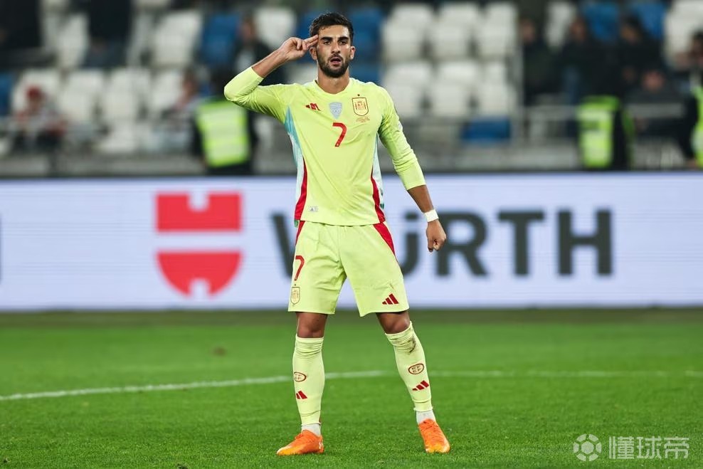 土耳其爆冷哥伦比亚，费兰·托雷斯打破历史纪录