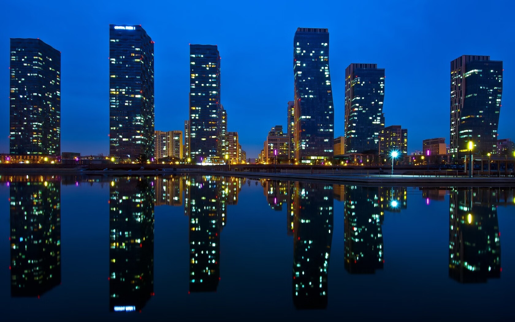 阿拉巴状态火热，巴拉巴拉圭巅峰对决，胜出皇马新篇章