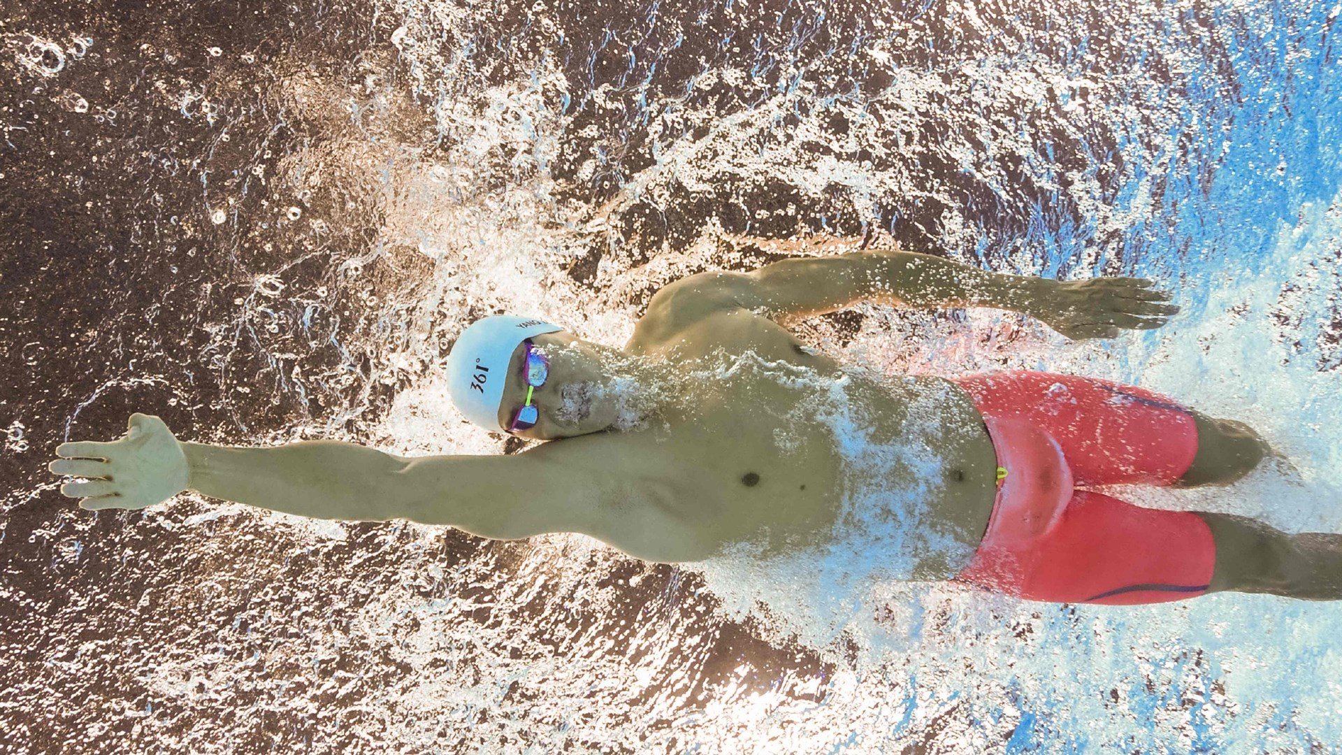 赛道风云，索伯完胜马丁，诺里斯惊艳四座