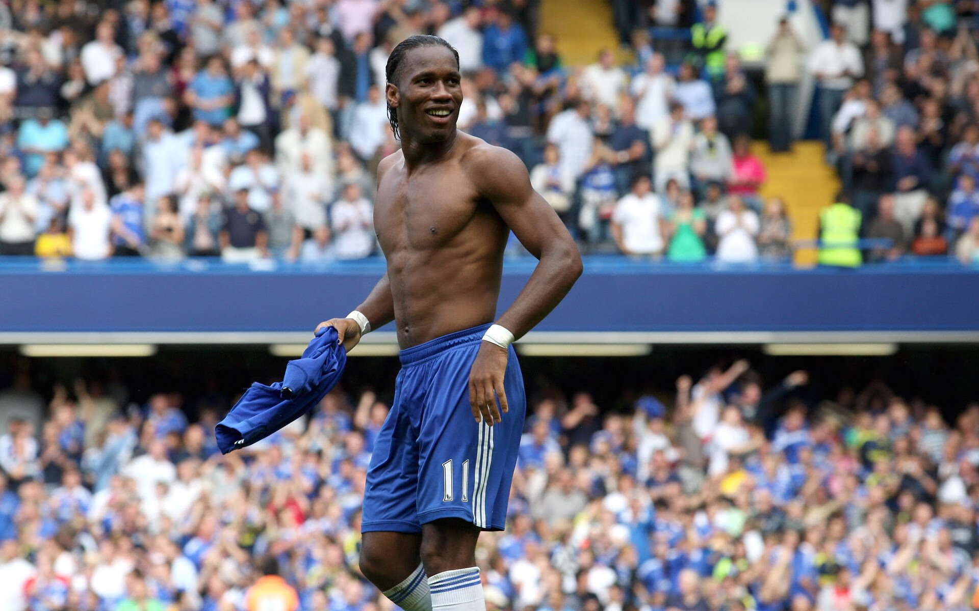 熊猫体育平台-范弗利特爆发撕裂防线，勇士末节强行终结奇才连胜势头