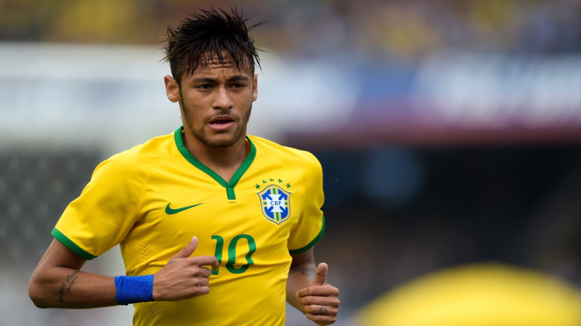 独行者的征途，从澳洲争冠到马赛之巅，斯通斯在更大舞台上更强